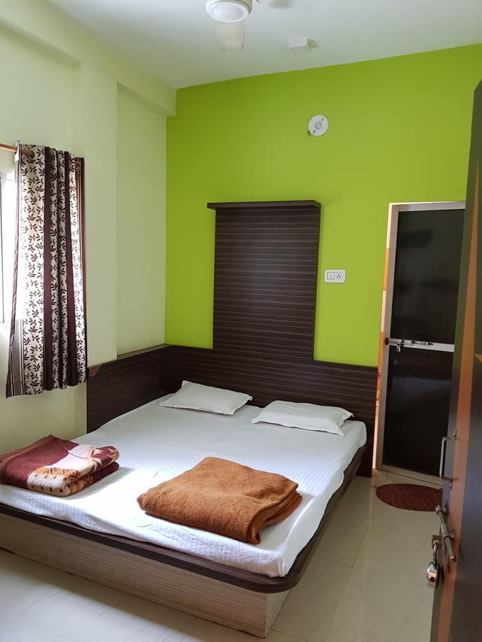 Hotel Shri Radhe Krishna Godarpura Exteriér fotografie