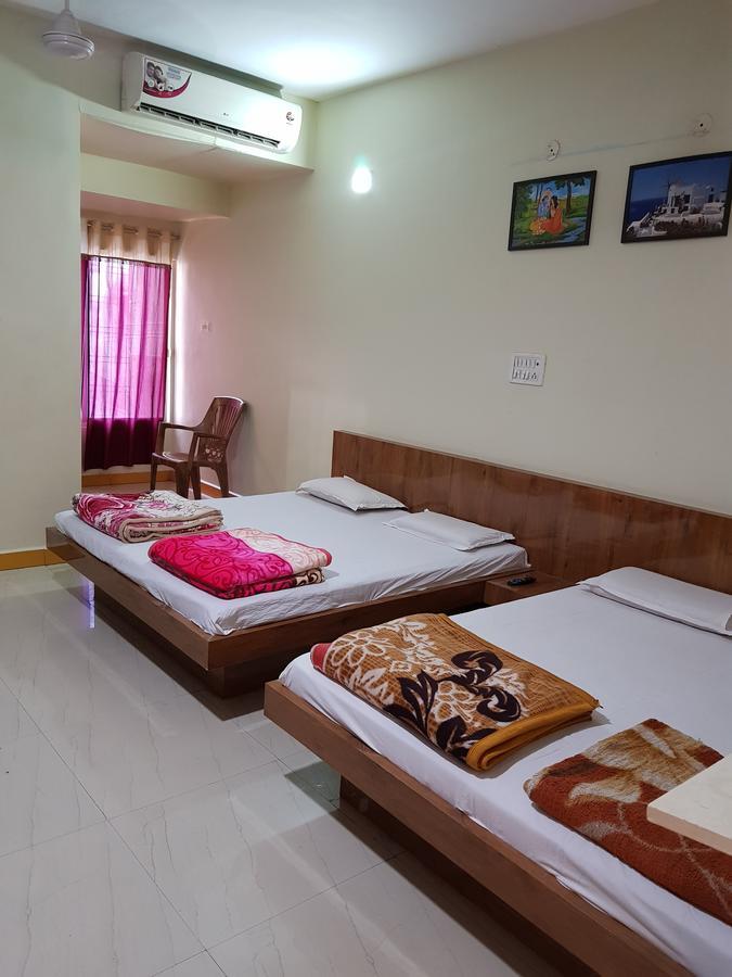 Hotel Shri Radhe Krishna Godarpura Exteriér fotografie
