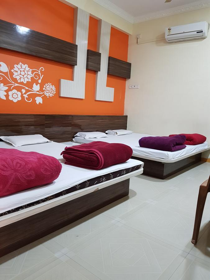 Hotel Shri Radhe Krishna Godarpura Exteriér fotografie
